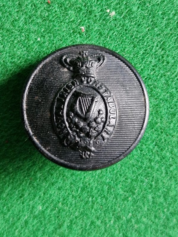 This is the front of the button, note the words "Royal Irish Constabulary" and the Victorian crown 1867 -1902 above.